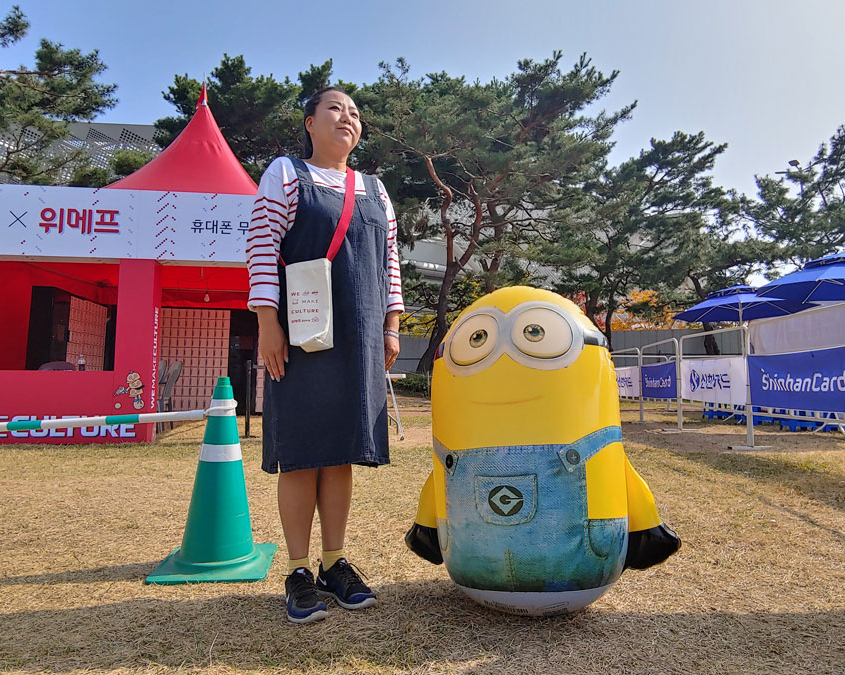 골드스타333 Mobile Restaurant Grand Mint Festival 스마트폰 충전 물품보관